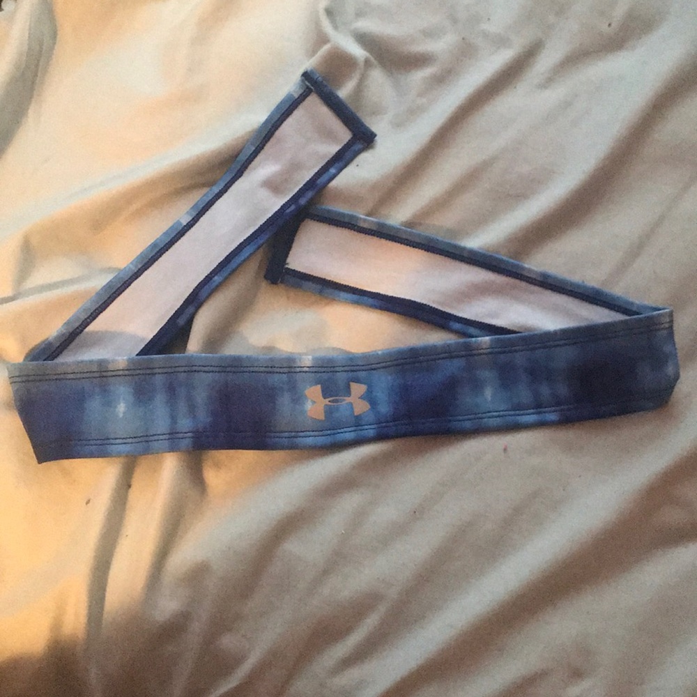 under armour tie headband !